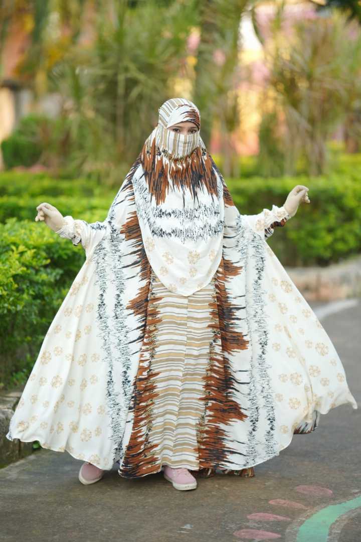 Luxury Long Abaya