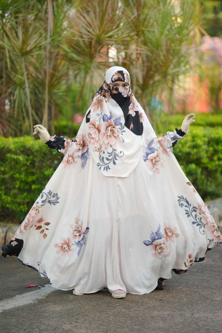 Luxury Long Abaya