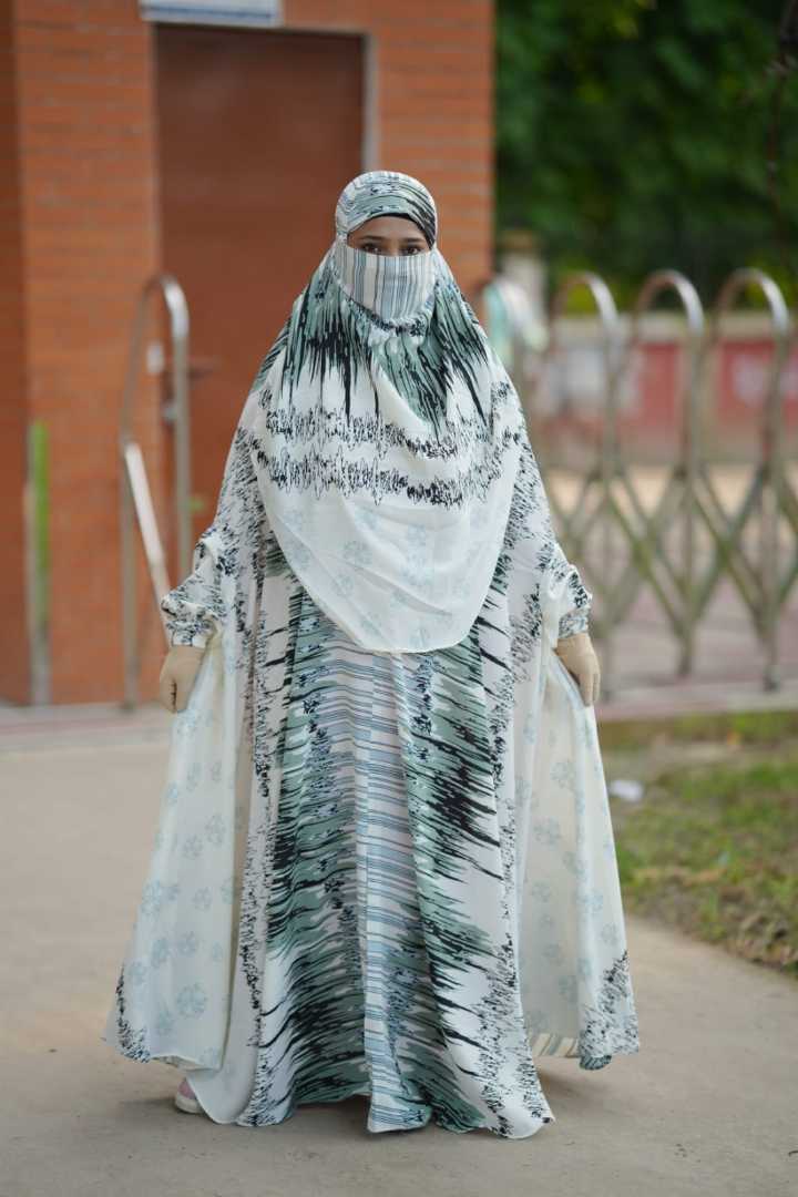 Luxury Long Abaya