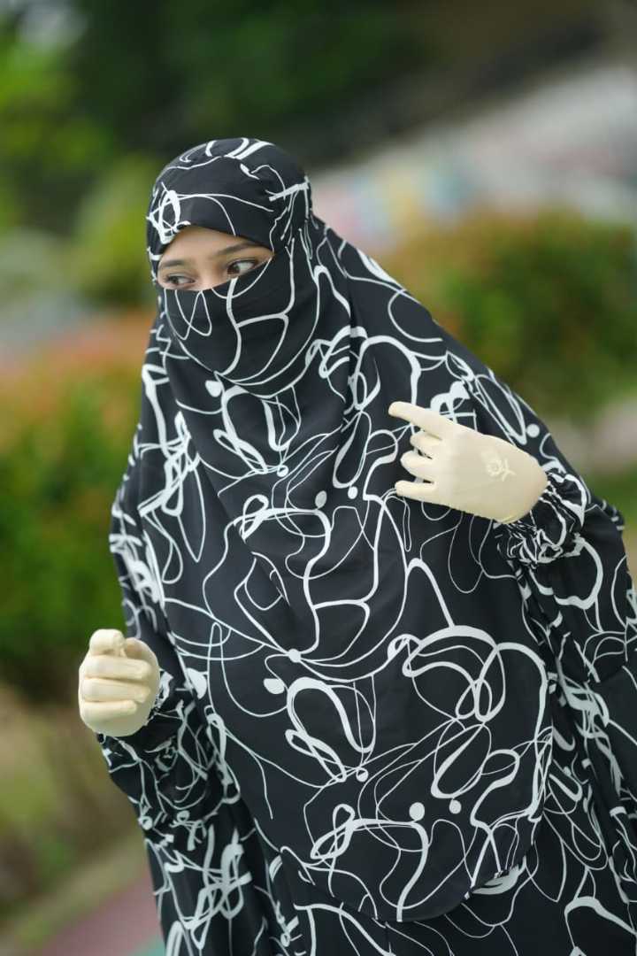 Luxury Long Abaya