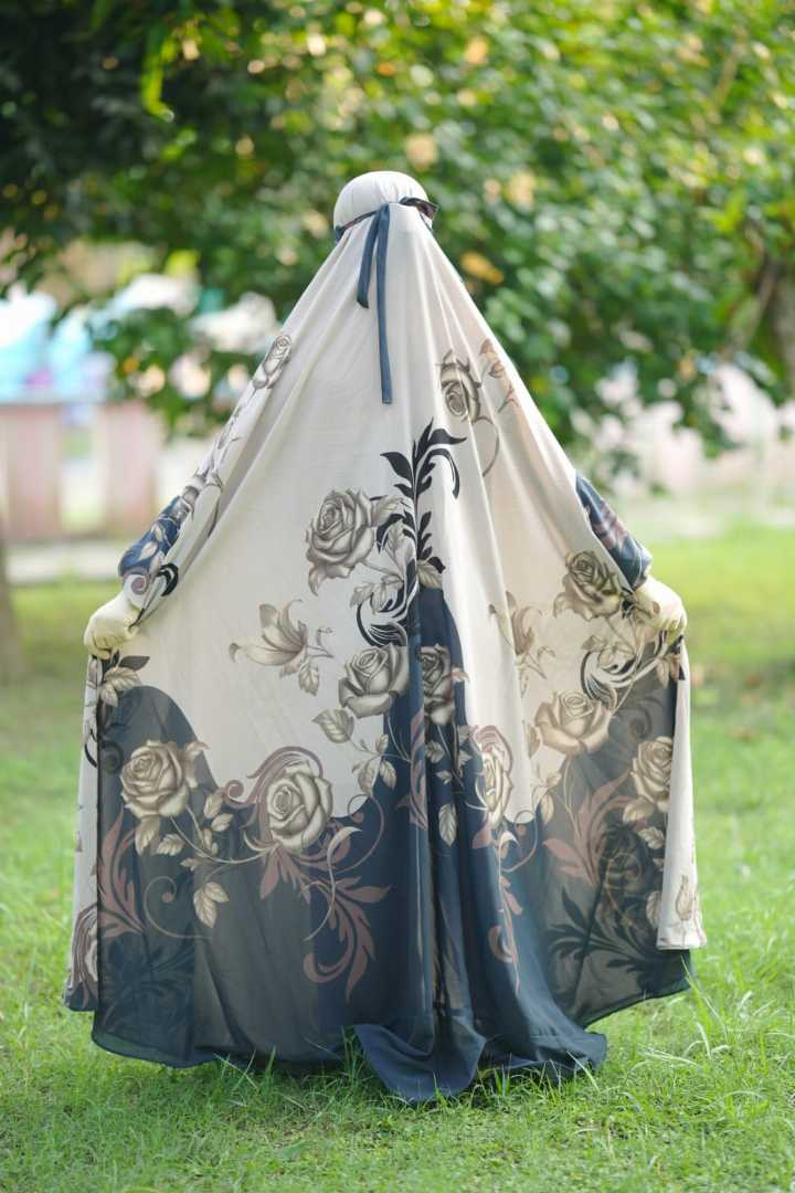 Luxury Long Abaya