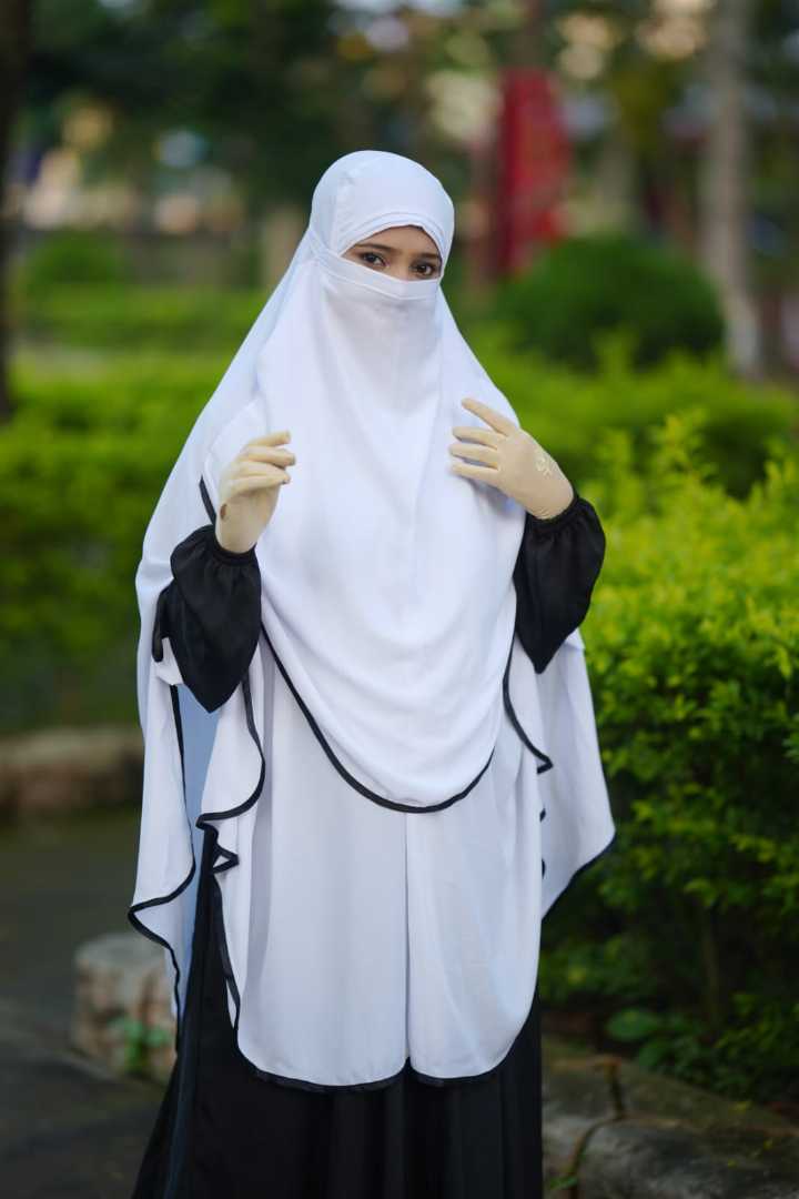 Side Open Iqra Hijab 