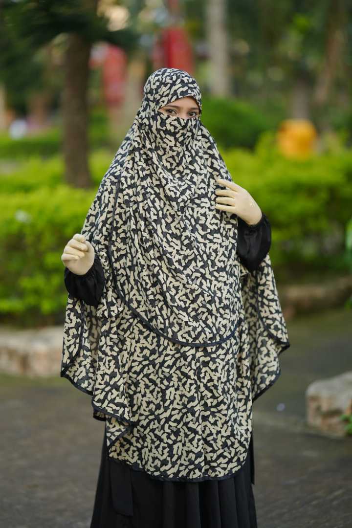 Side Open Iqra Hijab 