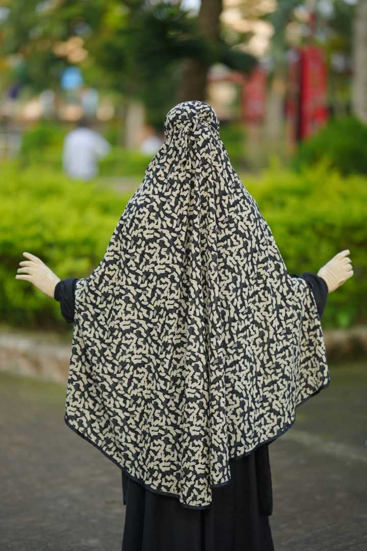 Side Open Iqra Hijab 