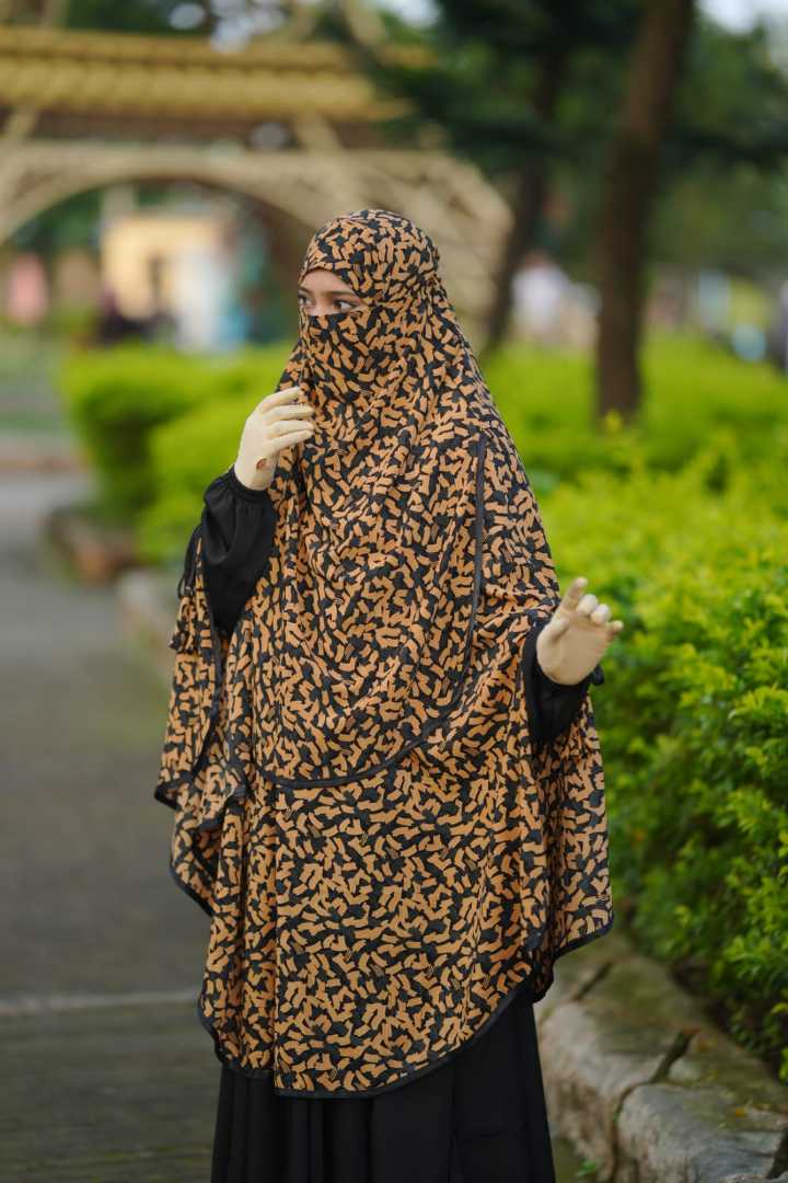 Side Open Iqra Hijab 