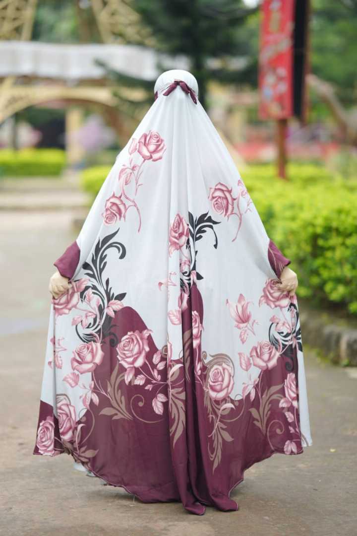 Luxury Long Abaya