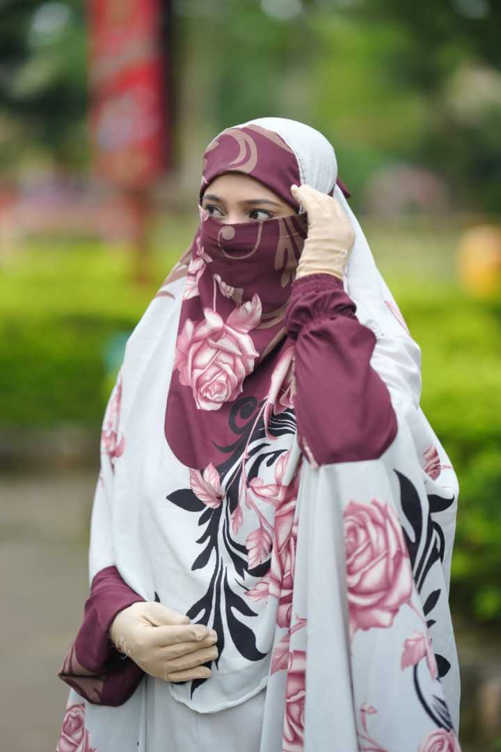 Luxury Long Abaya