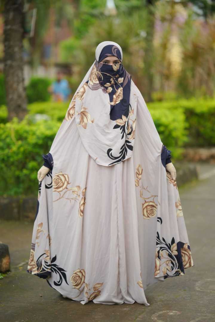 Luxury Long Abaya