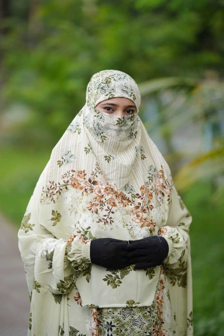 Luxury Long Abaya